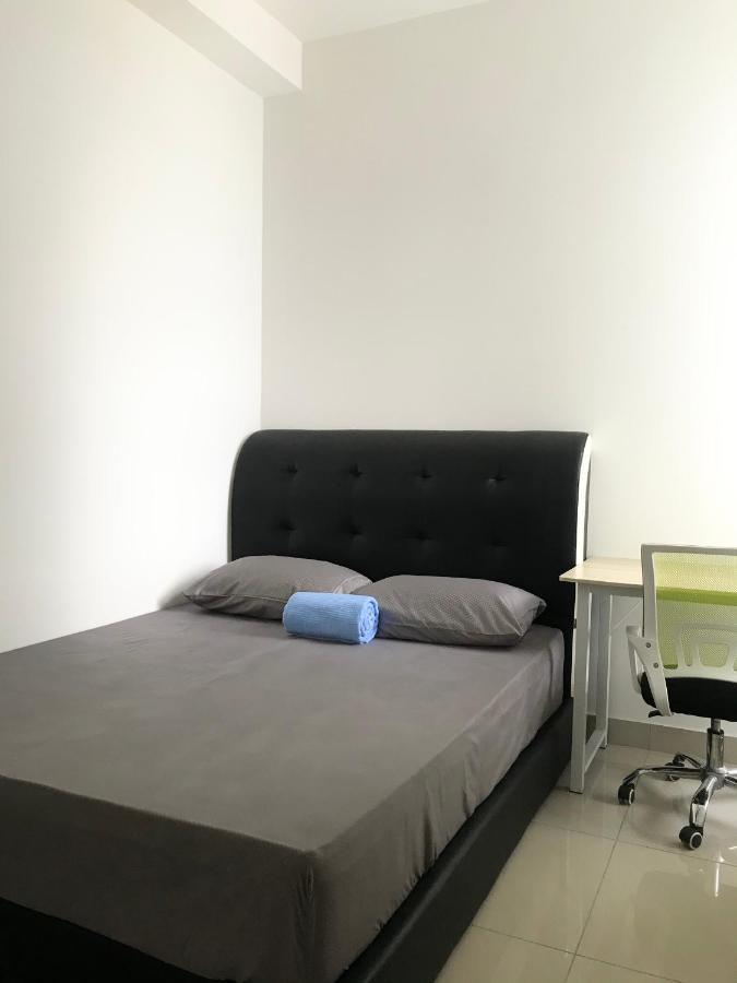 Homestay Sks Apartment Larkin ยะโฮร์บาห์รู ภายนอก รูปภาพ